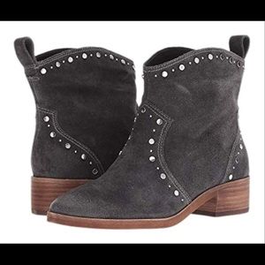 Dolce vita Tobin studded booties boots size 7